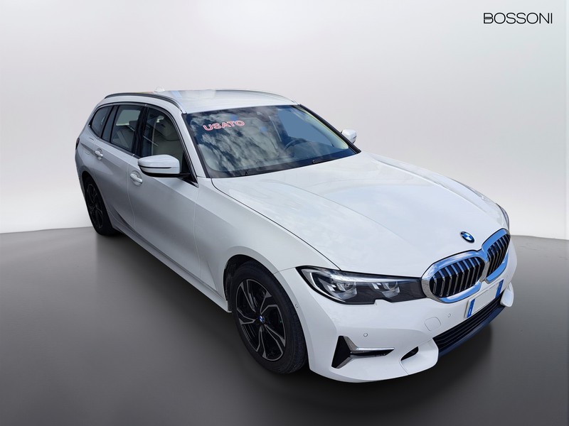 19 - BMW Serie 3 touring 320d luxury steptronic