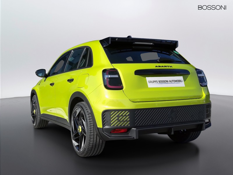 7 - Abarth 600e 54kwh turismo