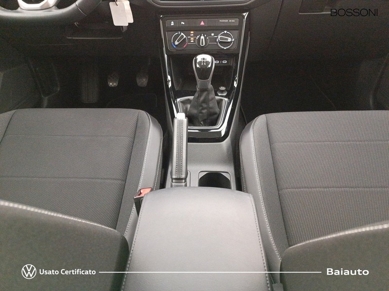 13 - Volkswagen T-Cross 1.0 tsi 95cv style