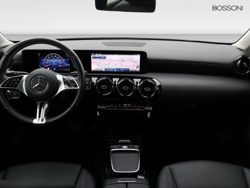 13 - Mercedes Classe A 180 d advanced speedshift dct amg 8g
