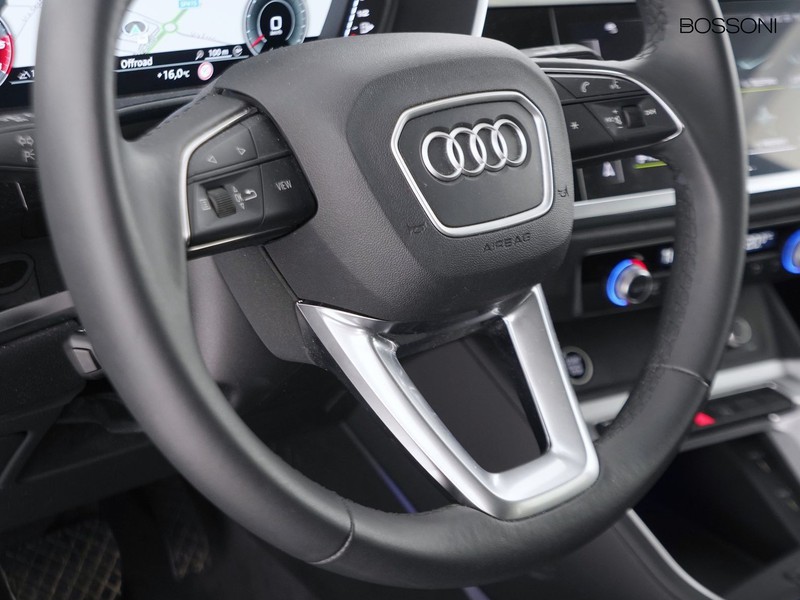 25 - Audi Q3 35 2.0 tdi business advanced s tronic