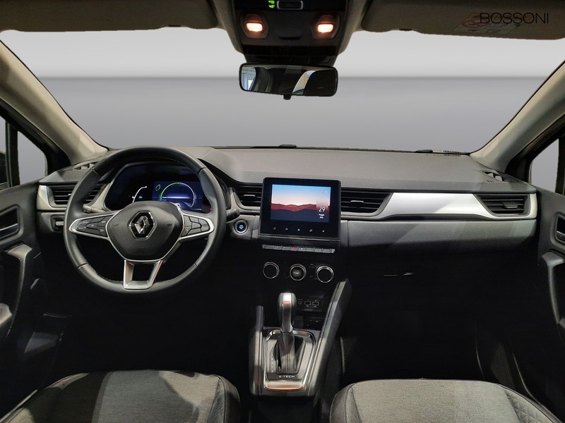 7 - Renault Captur 1.6 e-tech hybrid zen auto 145cv