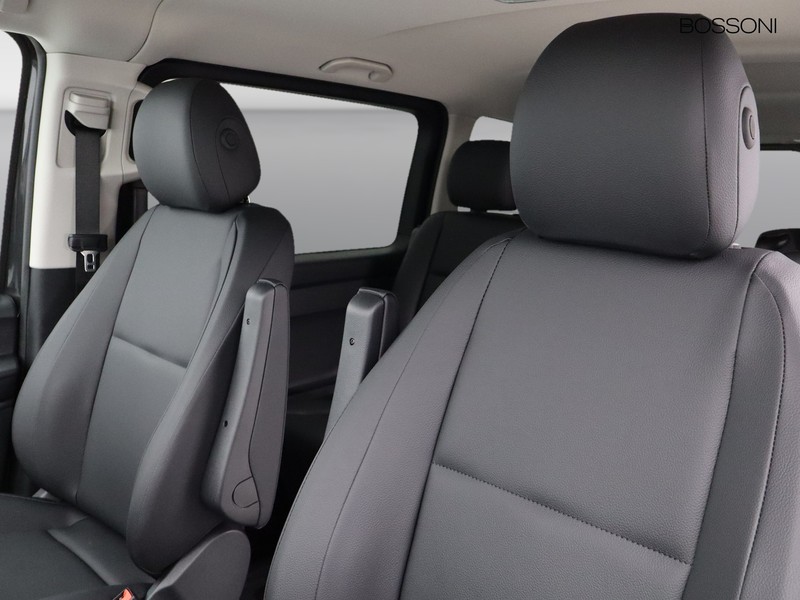 7 - Mercedes Vans Vito mixto 116 cdi long select 9g-tronic