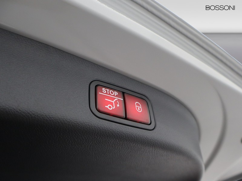 19 - Mercedes GLB eq 250+ premium