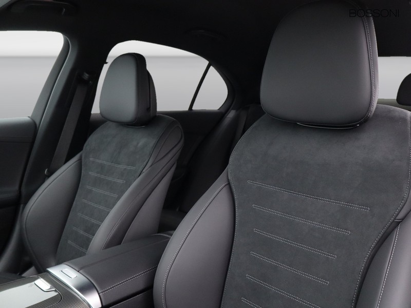 7 - Mercedes Classe C berlina 220 d mild hybrid 200cv amg line premium 4matic 9g-tronic