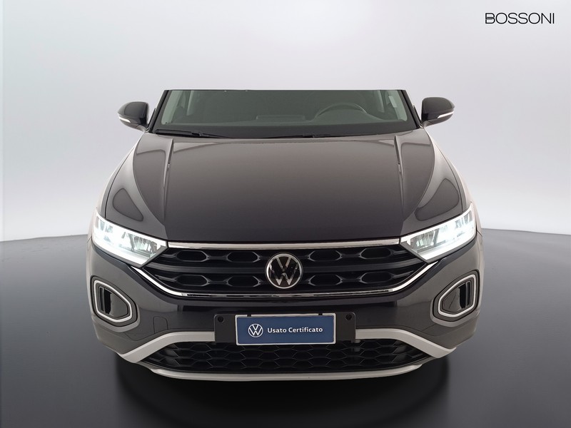 13 - Volkswagen T-Roc 2.0 tdi scr 150cv life dsg