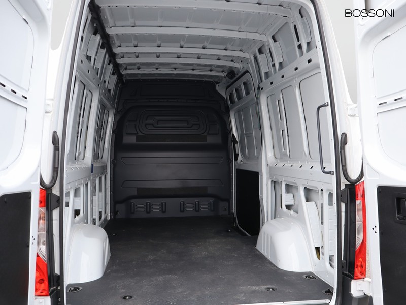 13 - Mercedes Vans Sprinter 315 rwd 2.0 cdi f 37/35 pro