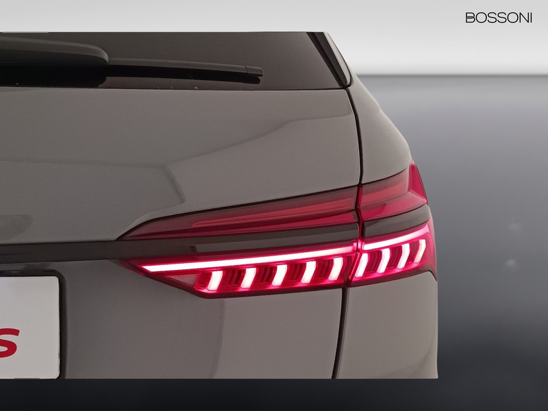 7 - Audi RS6 avant 4.0 v8 mhev quattro tiptronic