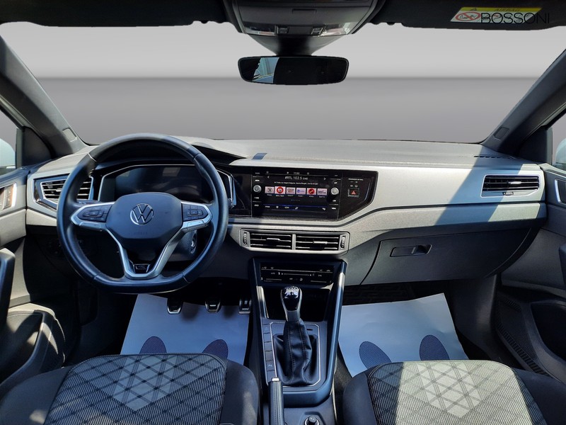 7 - Volkswagen Polo 1.0 tsi 95cv r line