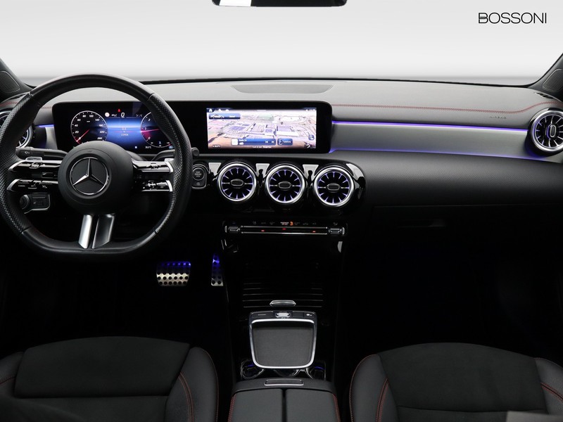 13 - Mercedes CLA coupe 180 d amg line advanced plus 8g-dct