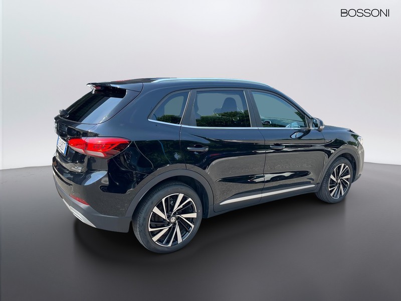 13 - Mg ZS 1.5 hybrid+ luxury auto