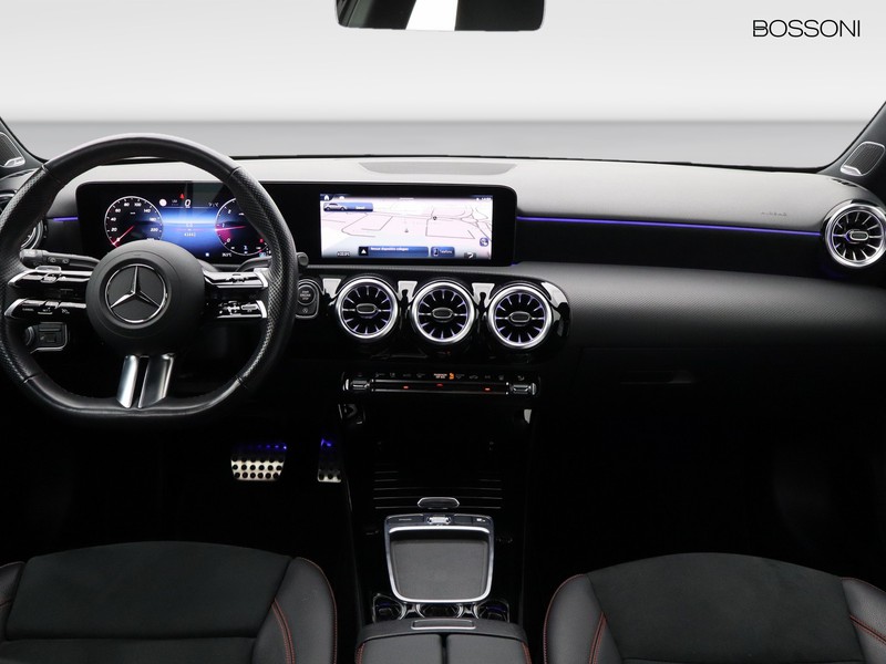 13 - Mercedes Classe A 220 d amg line premium speedshift dct amg 8g