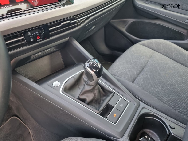 7 - Volkswagen Golf 1.0 tsi evo 110cv life