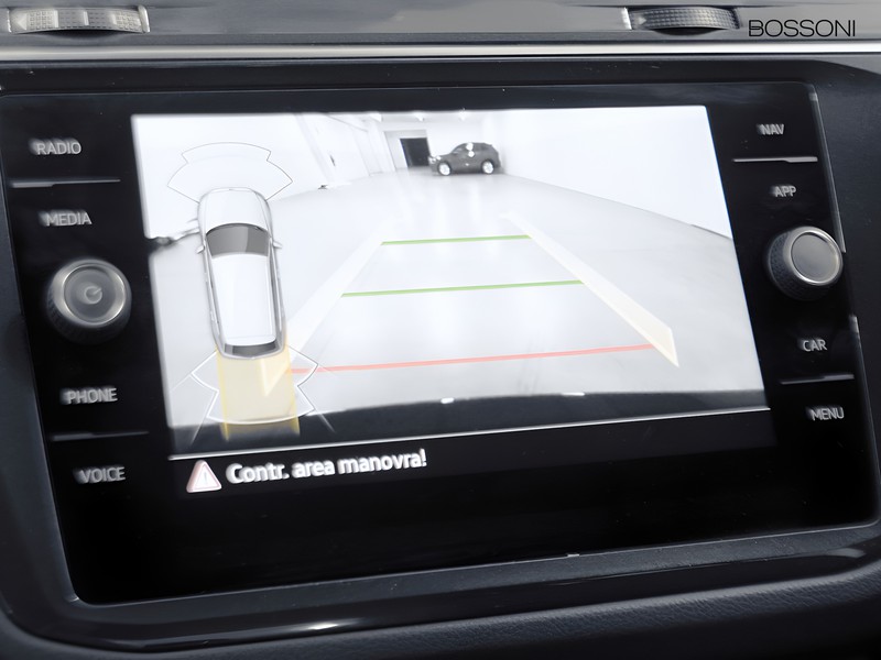 31 - Volkswagen Tiguan 1.5 tsi act 150cv r-line dsg