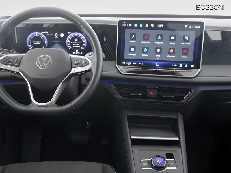 7 - Volkswagen Tiguan 2.0 tdi scr 150cv life dsg