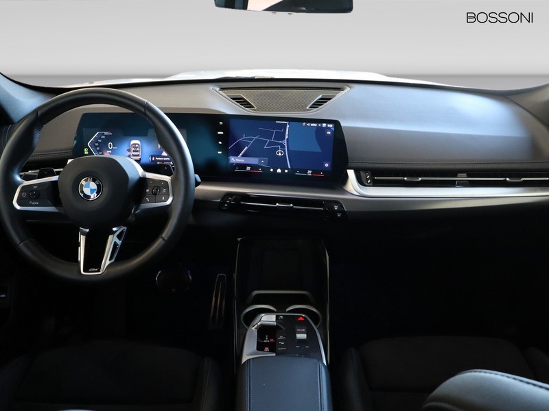 13 - BMW X1 18d sdrive msport dct