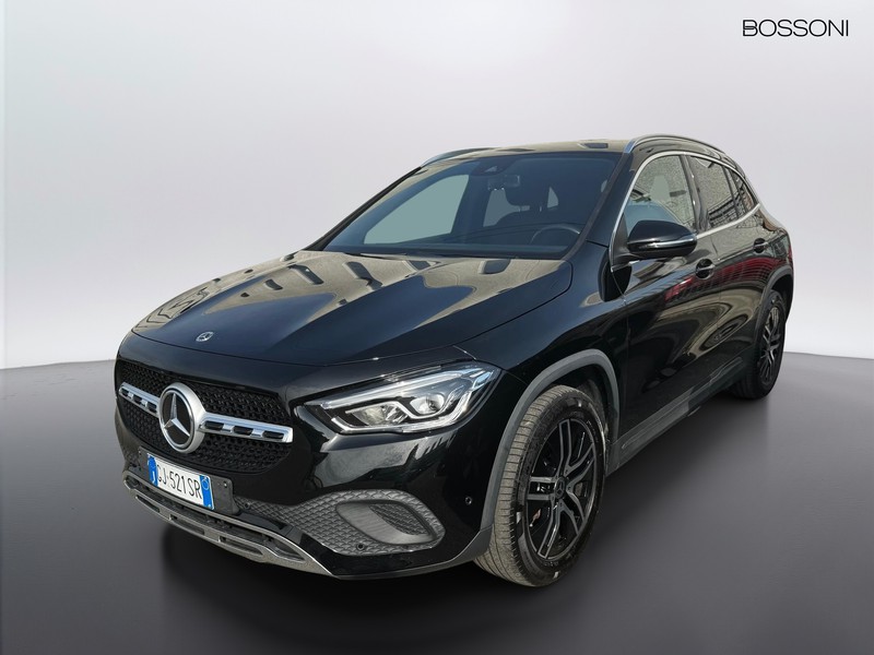 1 - Mercedes GLA 250 e plug in hybrid (e eq-power) sport plus 8g-dct