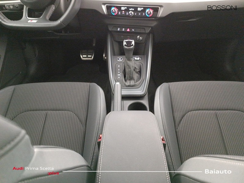 13 - Audi A1 allstreet 30 1.0 tfsi 110cv identity contrast s tronic