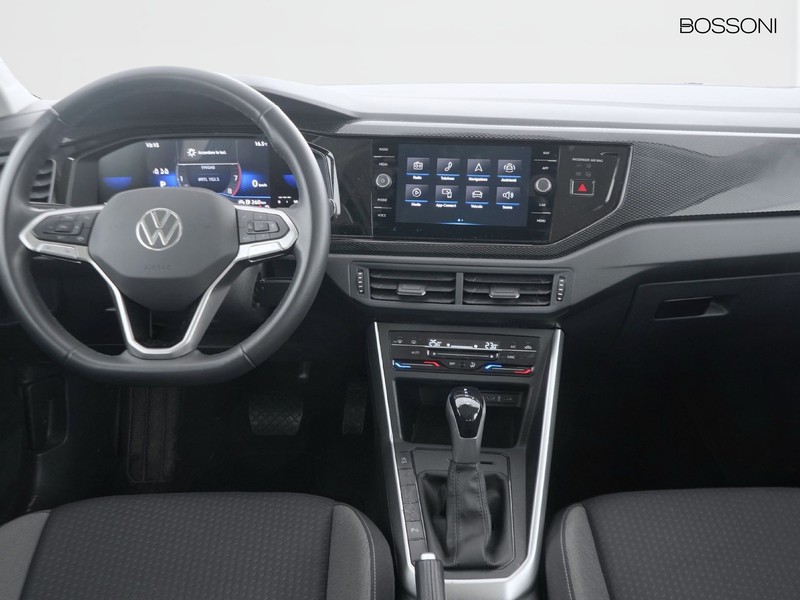 7 - Volkswagen Polo 1.0 tsi 95cv life dsg