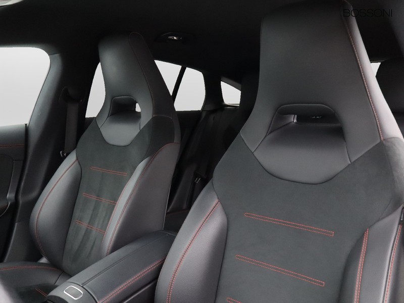 7 - Mercedes CLA shooting brake 200 d amg line premium 8g-dct