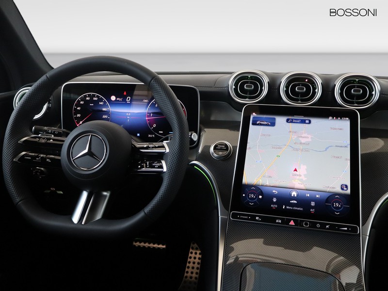 13 - Mercedes GLC suv 220 d amg line premium 4matic 9g-tronic