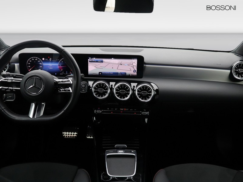 13 - Mercedes Classe A 180 d amg line advanced plus speedshift dct amg 8g