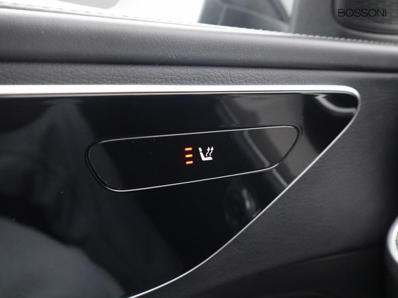13 - Mercedes Classe C station wagon 220 d mild hybrid 197cv amg line advanced 4matic 9g-tronic