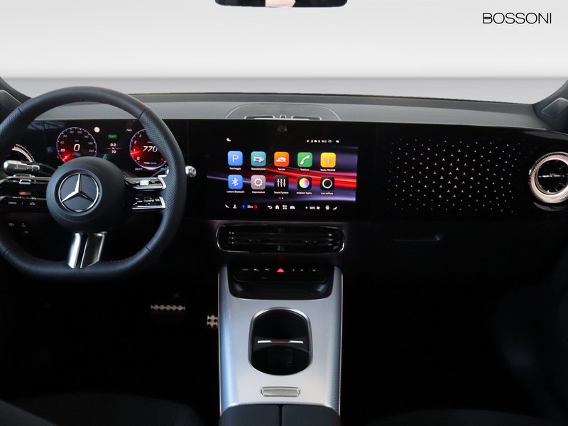 13 - Mercedes GLB 200 advanced plus 4matic 8g-edct