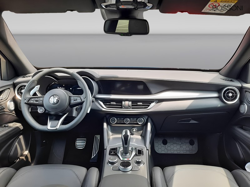 7 - Alfa Romeo Stelvio 2.2 turbo 210cv veloce q4 at8