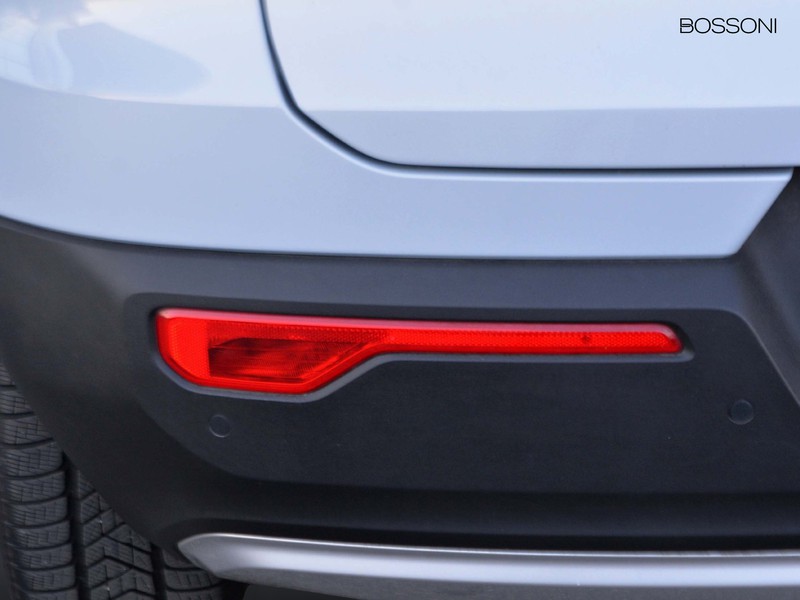 25 - Volvo XC40 1.5 t5 recharge plug-in-hybrid inscription expression geartronic my21