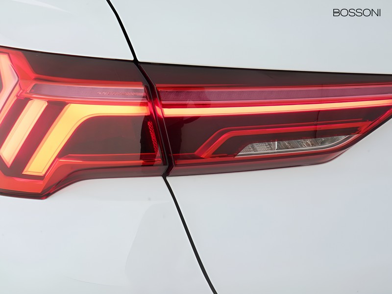 7 - Audi Q3 35 1.5 tfsi evo2 business advanced s tronic