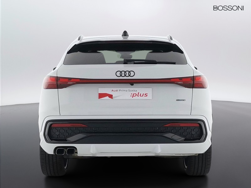 13 - Audi Q5 sportback 2.0 tdi mhev+ 204cv s line edition quattro