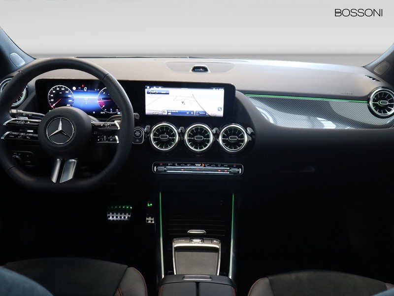 13 - Mercedes GLA 200 d amg line advanced plus 4matic 8g-dct