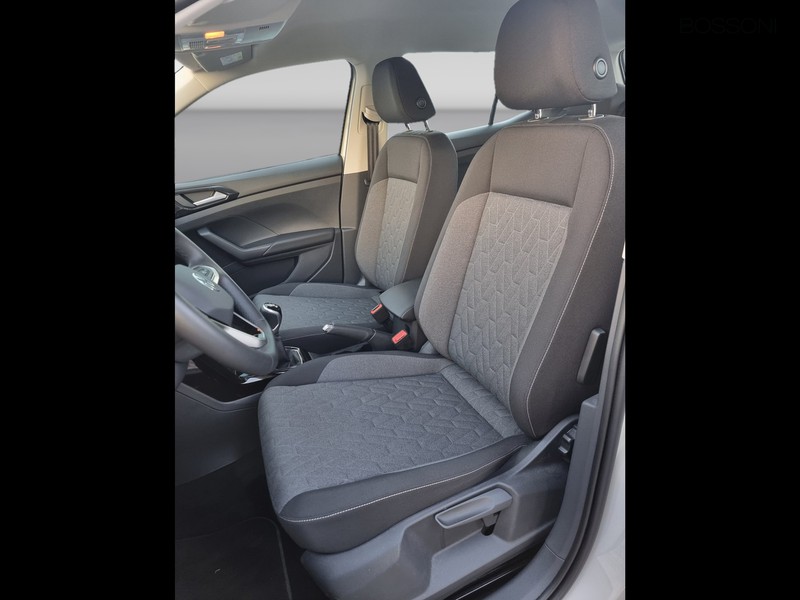 7 - Volkswagen T-Cross 1.0 tsi 95cv life
