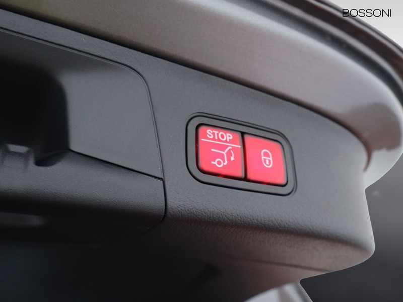 19 - Mercedes GLA 250 e plug-in-hybrid amg line extra 8g-dct