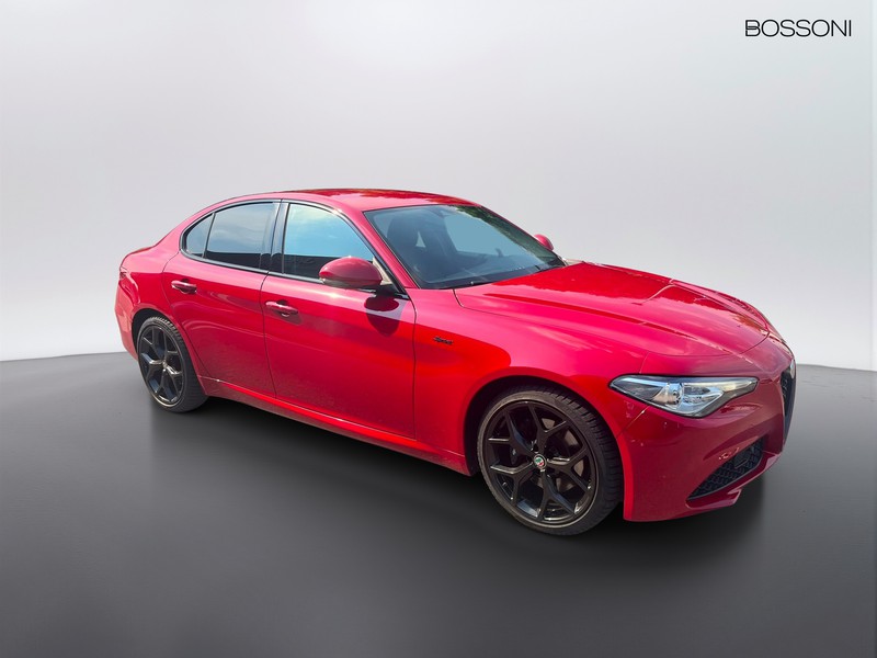 19 - Alfa Romeo Giulia 2.2 turbo 160cv sprint at8