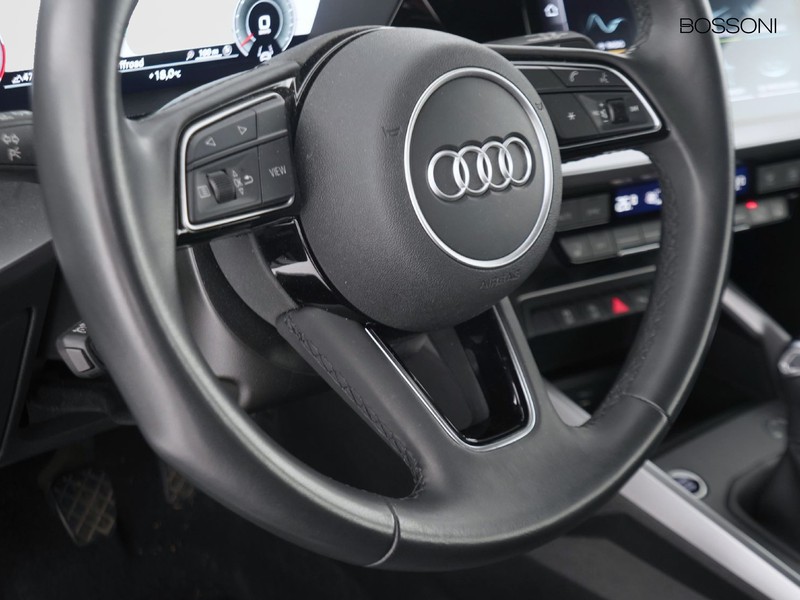 25 - Audi A3 sportback 30 1.0 tfsi business advanced