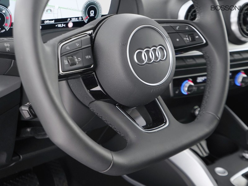 25 - Audi Q2 35 2.0 tdi business advanced s tronic