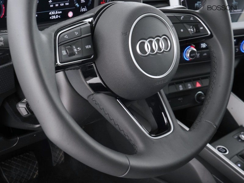 25 - Audi A1 allstreet 30 1.0 tfsi 116cv business s tronic