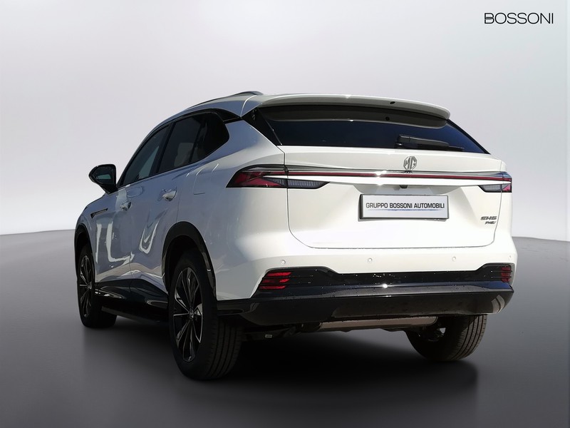 7 - Mg HS 1.5 phev luxury auto