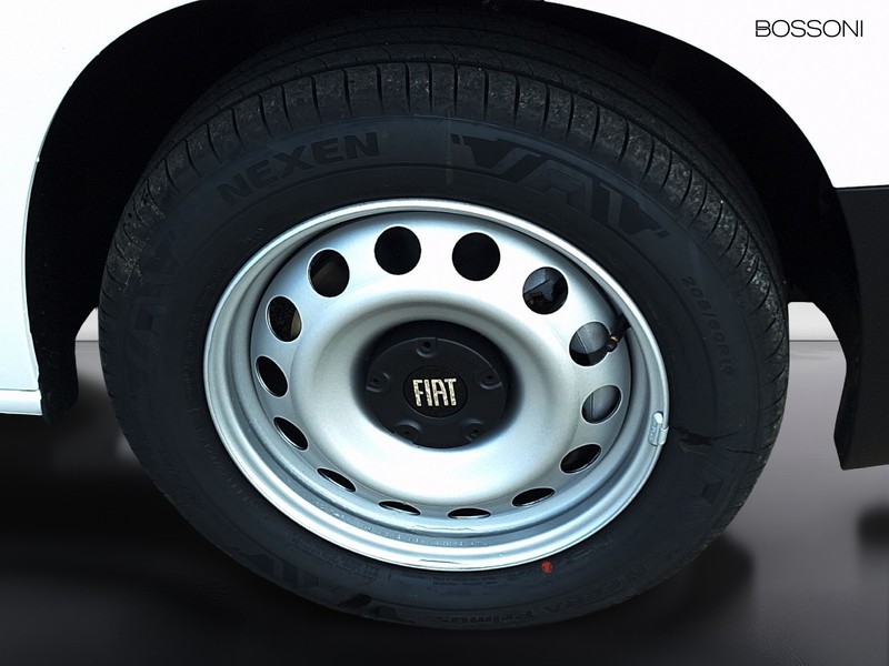 13 - Fiat Professional Doblò van d.cab xl 1.5 diesel 100cv