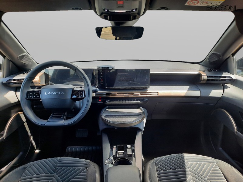 7 - Lancia Ypsilon 1.2 mhev 110cv lx e-dct