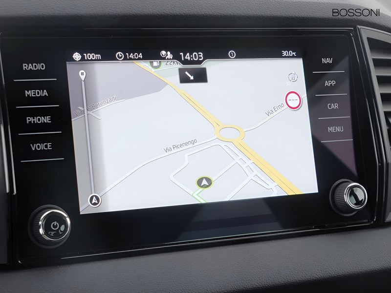 31 - Skoda Karoq 2.0 tdi evo scr 150cv sportline dsg