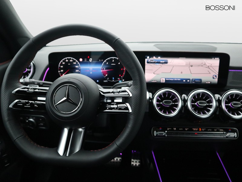 13 - Mercedes GLB 200 d amg line premium 4matic 8g-dct