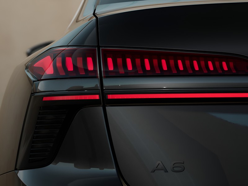 7 - Audi A6 2.0 tdi mhev+ 204cv business advanced quattro s tronic