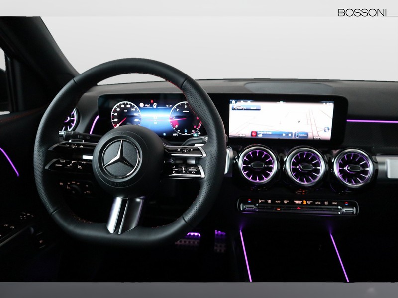 13 - Mercedes GLB 200 d amg line premium 8g-dct 7p.ti