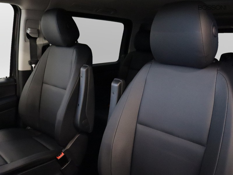 7 - Mercedes Vans Vito mixto 116 cdi long select 9g-tronic
