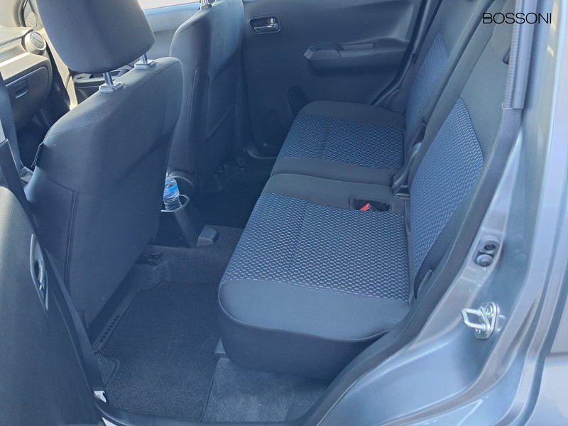 7 - Suzuki Ignis 1.2 dualjet hybrid top 2wd cvt