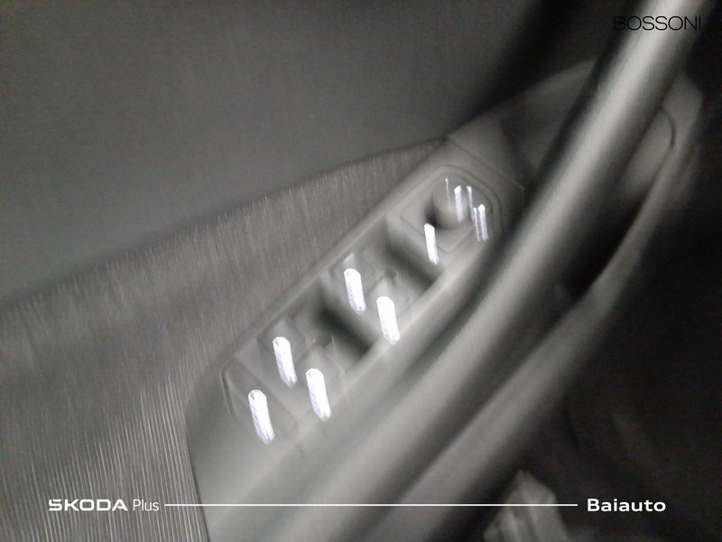 19 - Skoda Scala berlina 1.0 g-tec 90cv style