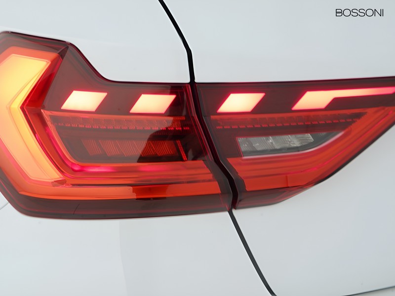 7 - Audi A1 allstreet 30 1.0 tfsi 116cv business s tronic